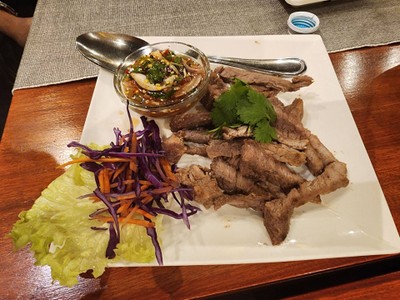 เนื้อย่างเสือร้องไห้