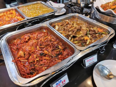 อาหาร หรือ เครื่องดื่ม