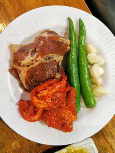 อาหาร หรือ เครื่องดื่ม