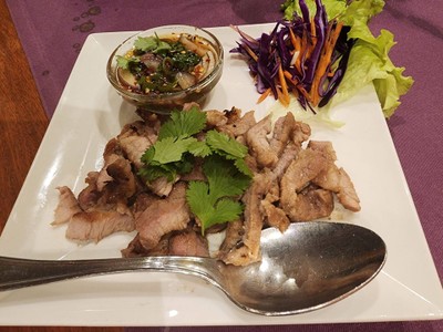 เนื้อย่างเสือร้องไห้