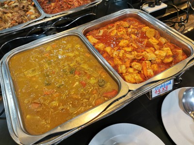 อาหาร หรือ เครื่องดื่ม