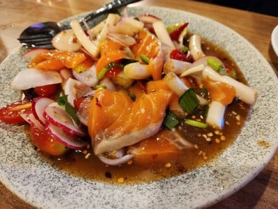 อาหาร หรือ เครื่องดื่ม