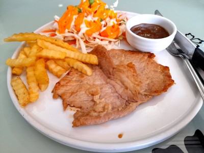 สเต็กหมูพริกไทยดำ