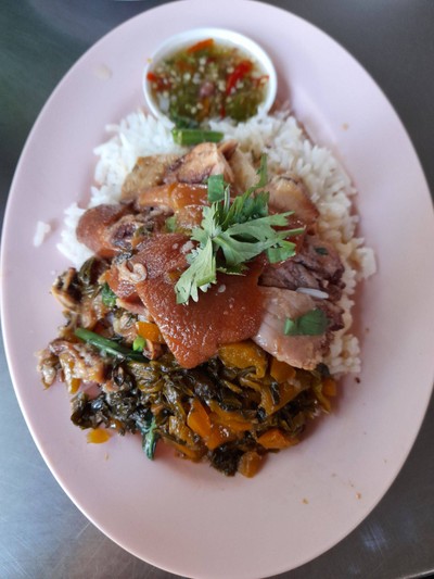 ข้าวขาหมู
