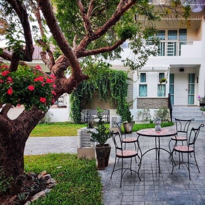 บริเวณโดยรอบ