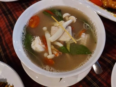 อาหาร หรือ เครื่องดื่ม