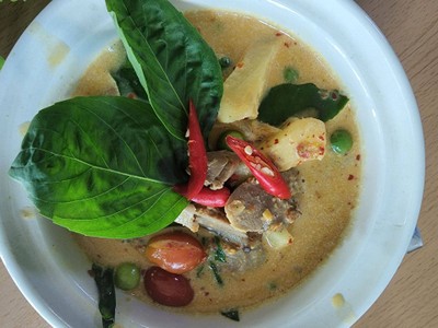 แกงเผ็ดเป็ดย่าง