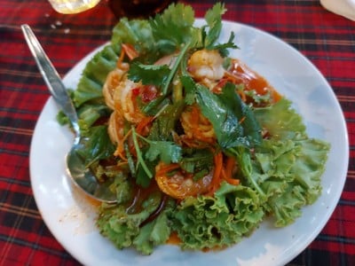 อาหาร หรือ เครื่องดื่ม