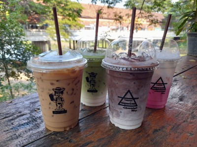 อาหาร หรือ เครื่องดื่ม
