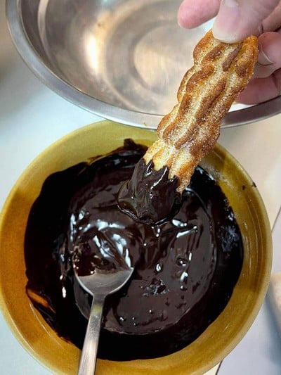 วิธีทำ Air Fryer Churros with Chocolate Sauce 💕