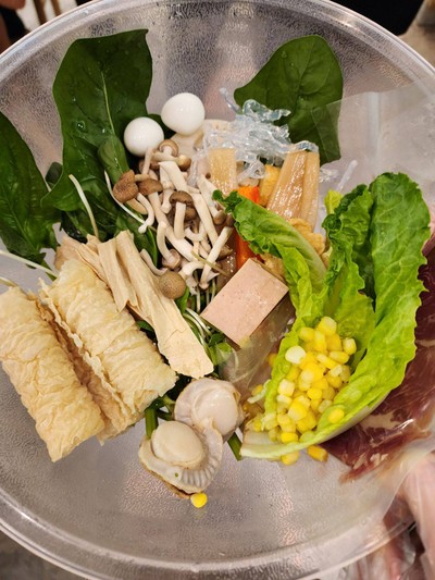 อาหาร หรือ เครื่องดื่ม