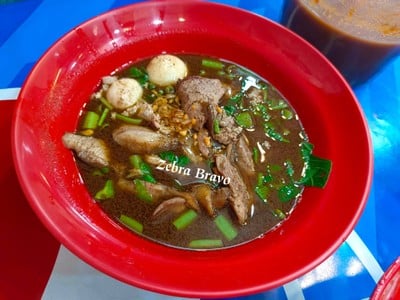 เกาเหลาน้ำตกหมู