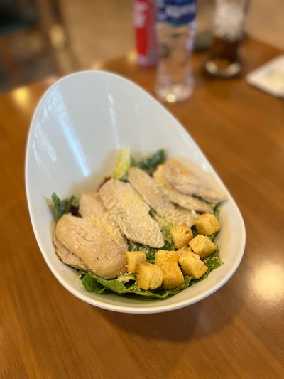 ซีซาร์สลัดอกไก่