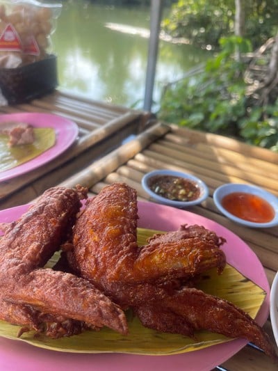 ปีกไก่ทอด