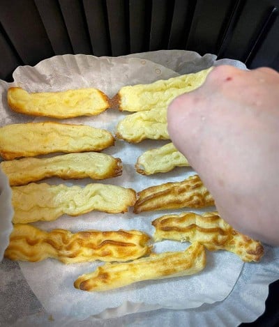 วิธีทำ Air Fryer Churros with Chocolate Sauce 💕