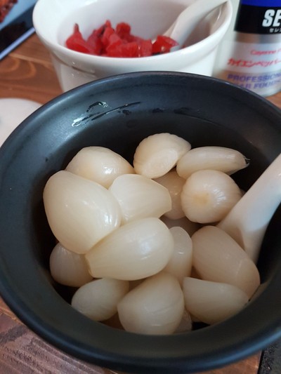 กระเทียมดอง