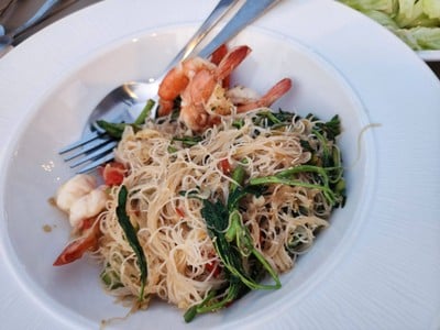 The Glasses บ้านโป่ง ราชบุรี