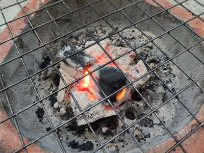 วิธีทำ ปลาหางเหลืองย่างเตาถ่าน วิธีทำ ปลาหางเหลืองย่างเตาถ่าน