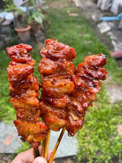 หมูปิ้งติดมัน