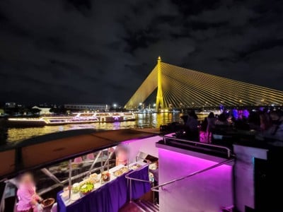 บรรยากาศ Wonderful Pearl Cruise สี่พระยา