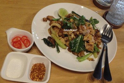 ผัดซีอิ๊วหมู