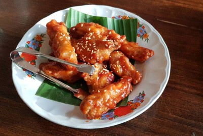 ปีกไก่น้ำผึ้ง