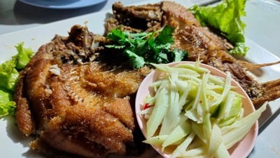 ปลาทับทิมทอดน้ำปลา