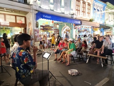 ถนนคนเดินภูเก็ต หลาดใหญ่