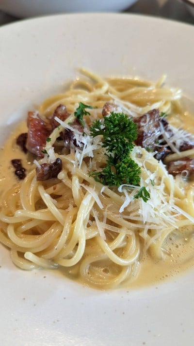 เมนูของร้าน 28Ventotto กาแฟ ข้าวแกง สลัด สปาเก็ตตี้ พิซซ่า ซอย28