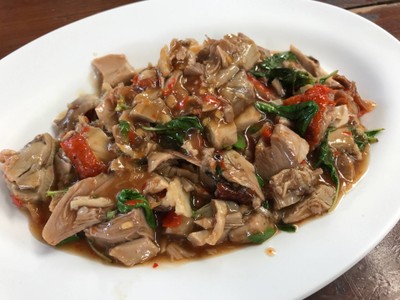 กะเพราเป็ดย่าง