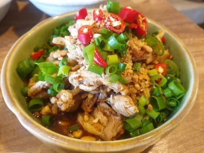 อาหาร หรือ เครื่องดื่ม