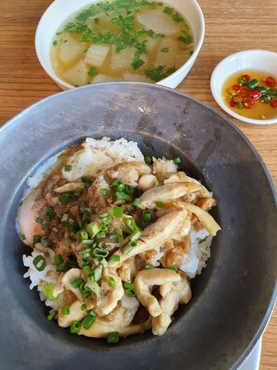 อาหาร หรือ เครื่องดื่ม