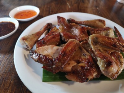 อาหาร หรือ เครื่องดื่ม