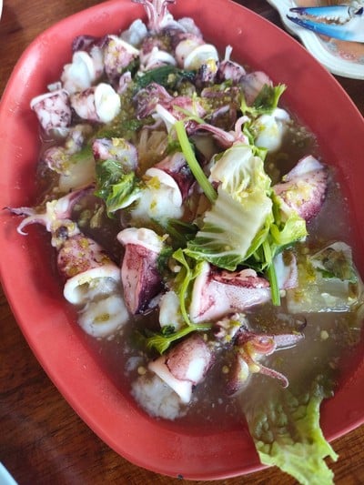 ปลาหมึกไข่นึ่งมะนาว