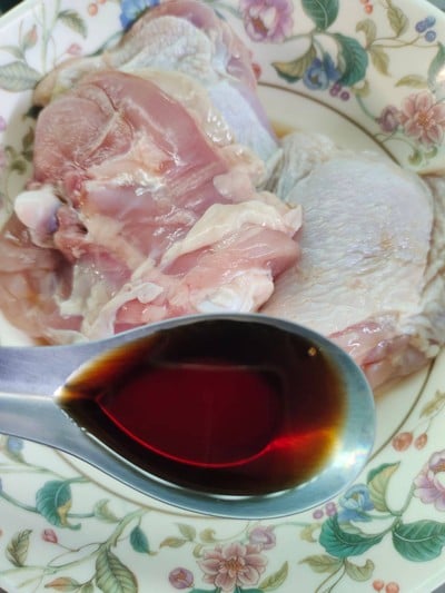 วิธีทำ ไก่ย่างหมักซอสปรุงรสแม็กกี้