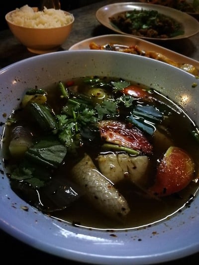 อาหาร หรือ เครื่องดื่ม