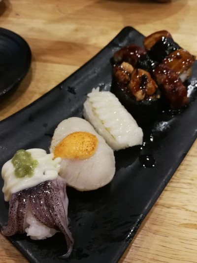 อาหาร หรือ เครื่องดื่ม