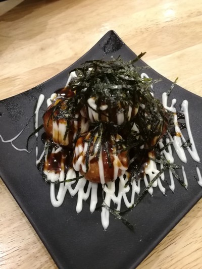 อาหาร หรือ เครื่องดื่ม