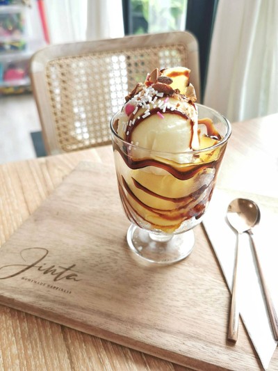 อาหาร หรือ เครื่องดื่ม