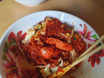 ผัดหมี่โคราช