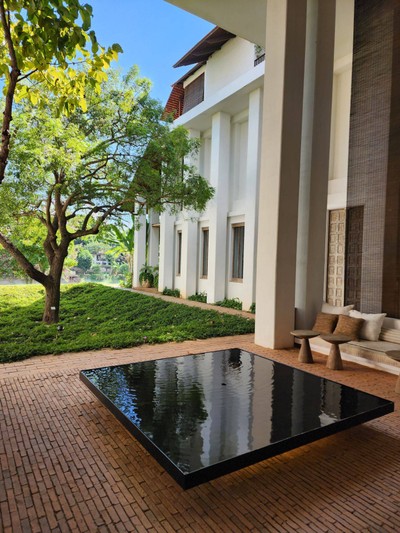 บริเวณโดยรอบ