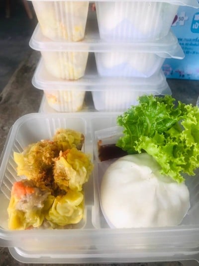 อาหาร หรือ เครื่องดื่ม