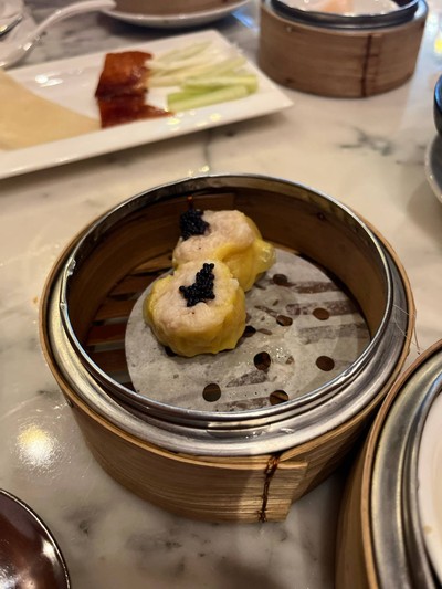 ขนมจีบหมูคาเวียร์