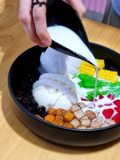 ร้านรัญจวน ปั่นป่วนใจ - Thai Dessert Café สาขา ริมแม่น้ำปิงเชียงใหม่ (โครงการ บ้านโบราณ)