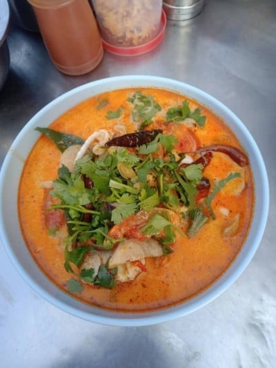 เมนูของร้าน ขวัญใจ อาหารตามสั่ง โต้รุ่ง2