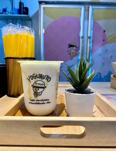 โยเกิร์ตน้ำผึ้ง