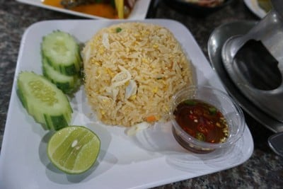 ข้าวผัดปู