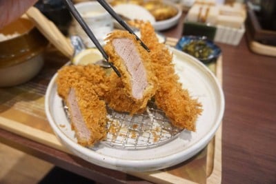 อาหาร หรือ เครื่องดื่ม