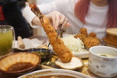 อาหาร หรือ เครื่องดื่ม