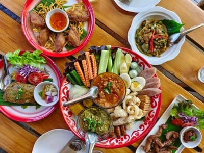 เมนูของร้าน ลำดีตี้ขัวแดง เชียงใหม่